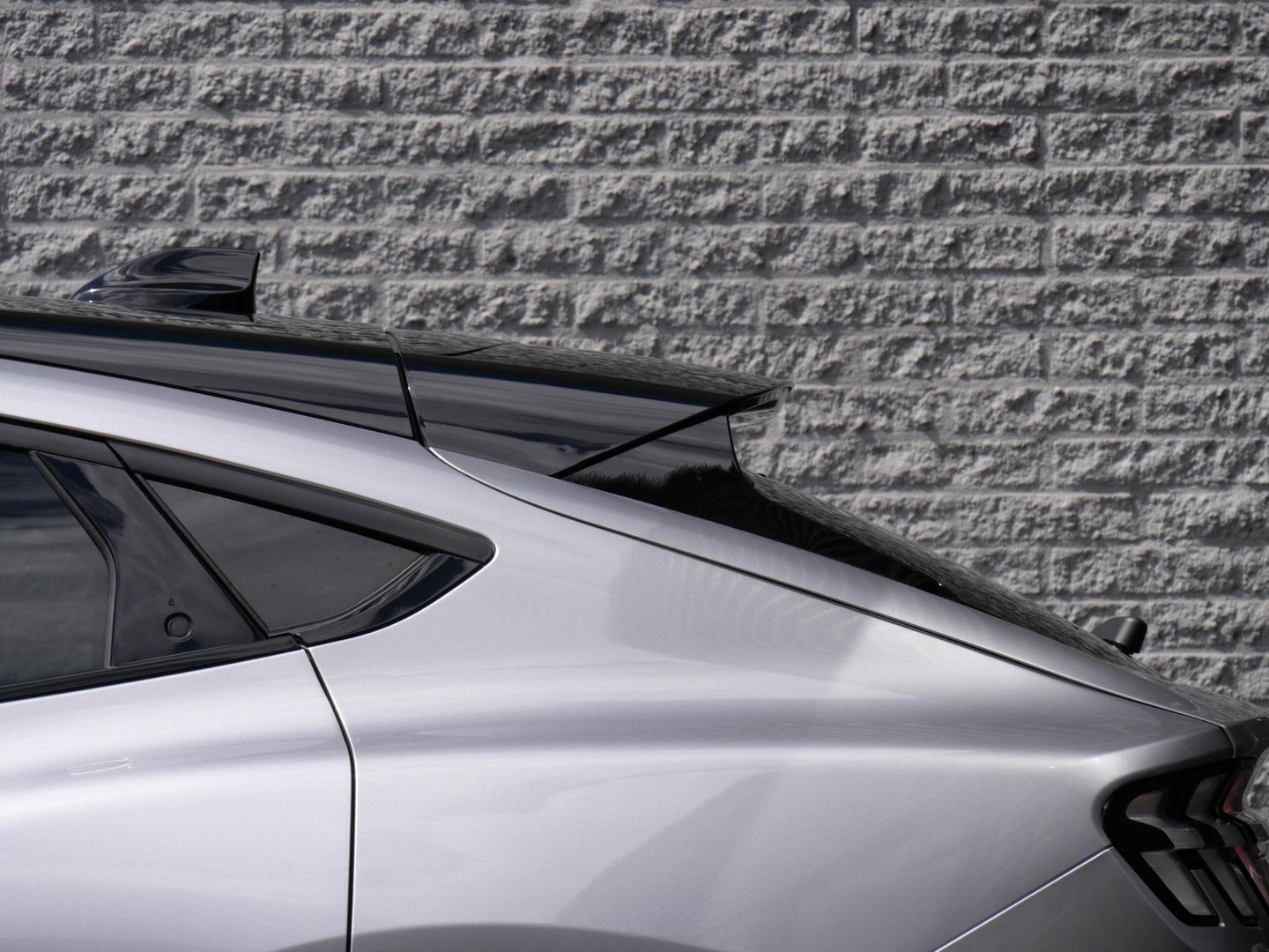 Ford Mustang Mach-E EXTENDED RWD 98kWh/ TECHNOLOGY PACK PLUS/ ALL-SEASON BANDEN/ SOH 93%