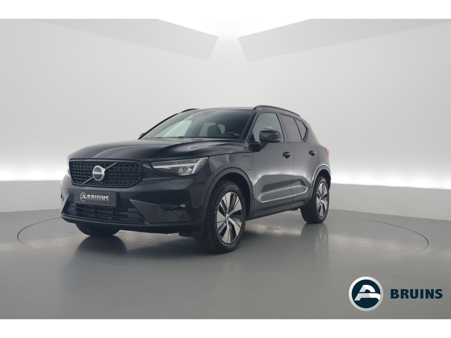 Volvo XC40 1.5 T4 Plug-in hybrid Plus Dark | Facelift | 5.846km | Camera | Tailord Wool | H&K Audio | elek. stoelen | ACC |