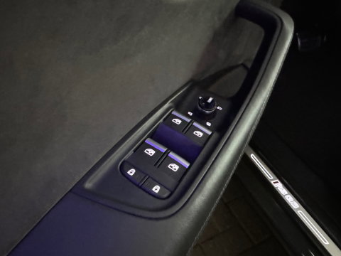 Audi RSQ8 4.0 TFSI quattro Pano|Ceramic|HuD|B&O 3D|Trekhaak