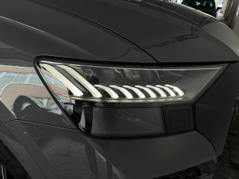 Audi RSQ8 4.0 TFSI quattro Pano|Ceramic|HuD|B&O 3D|Trekhaak