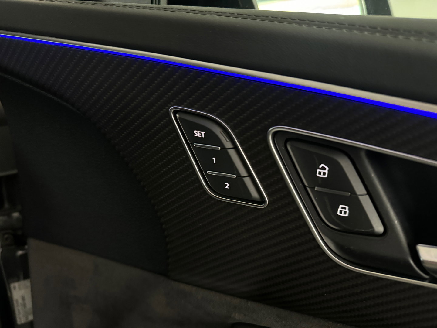 Audi RSQ8 4.0 TFSI quattro Pano|Ceramic|HuD|B&O 3D|Trekhaak