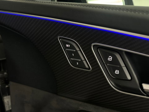 Audi RSQ8 4.0 TFSI quattro Pano|Ceramic|HuD|B&O 3D|Trekhaak