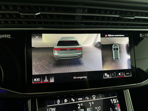 Audi RSQ8 4.0 TFSI quattro Pano|Ceramic|HuD|B&O 3D|Trekhaak