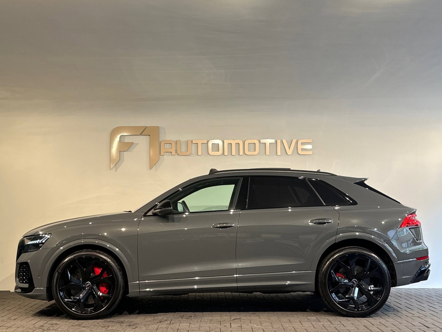Audi RSQ8 4.0 TFSI quattro Pano|Ceramic|HuD|B&O 3D|Trekhaak