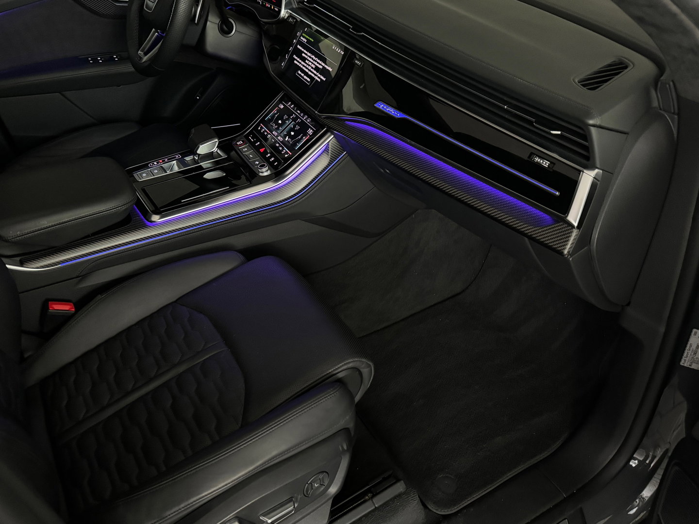 Audi RSQ8 4.0 TFSI quattro Pano|Ceramic|HuD|B&O 3D|Trekhaak