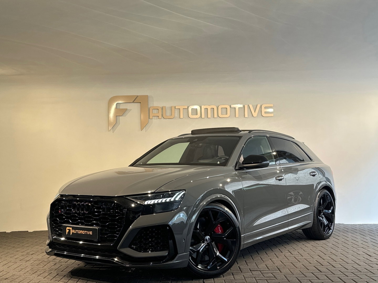 Audi RSQ8 4.0 TFSI quattro Pano|Ceramic|HuD|B&O 3D|Trekhaak