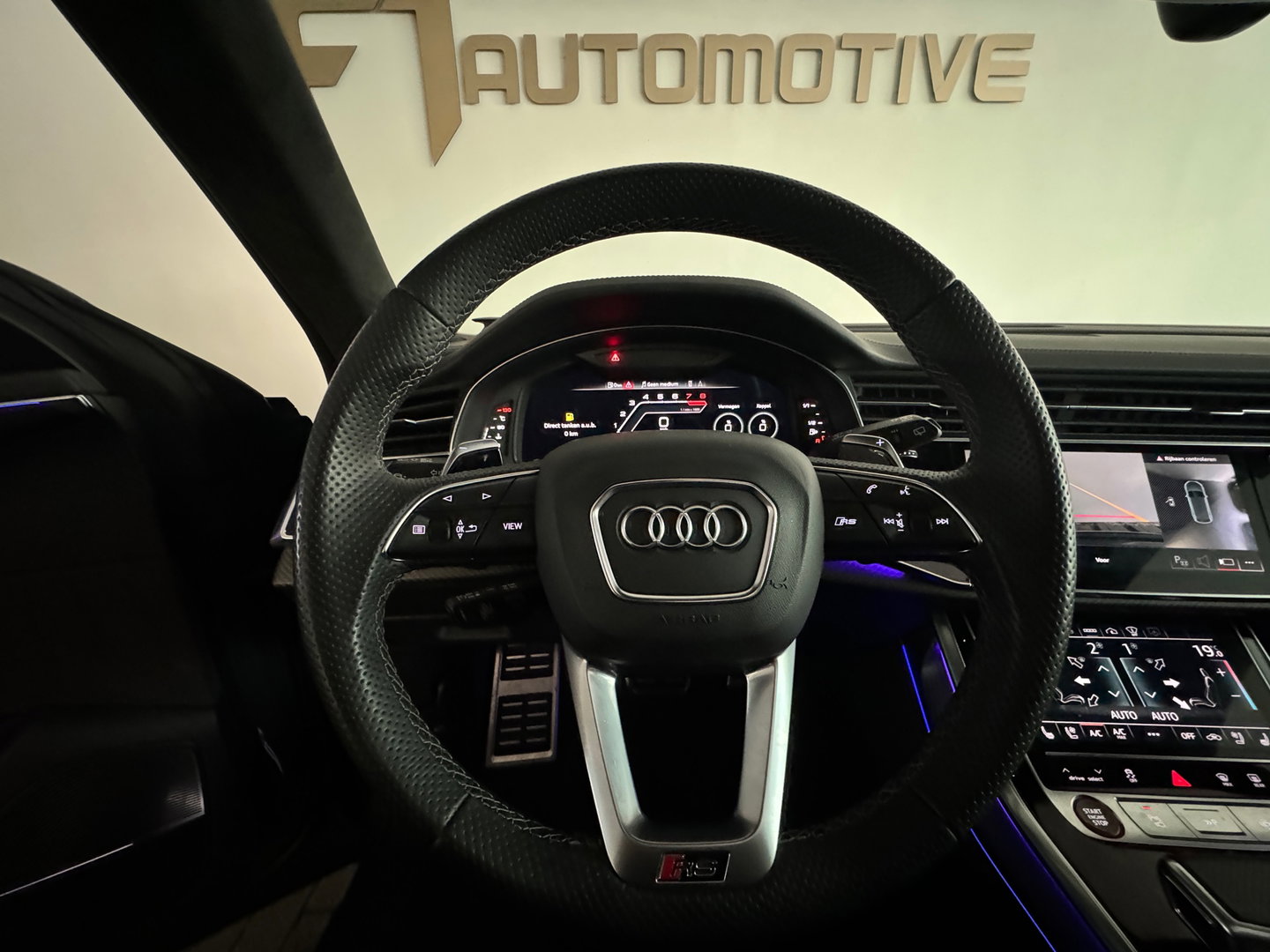 Audi RSQ8 4.0 TFSI quattro Pano|Ceramic|HuD|B&O 3D|Trekhaak