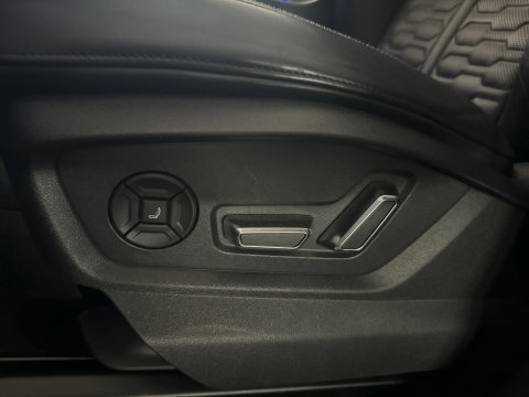 Audi RSQ8 4.0 TFSI quattro Pano|Ceramic|HuD|B&O 3D|Trekhaak