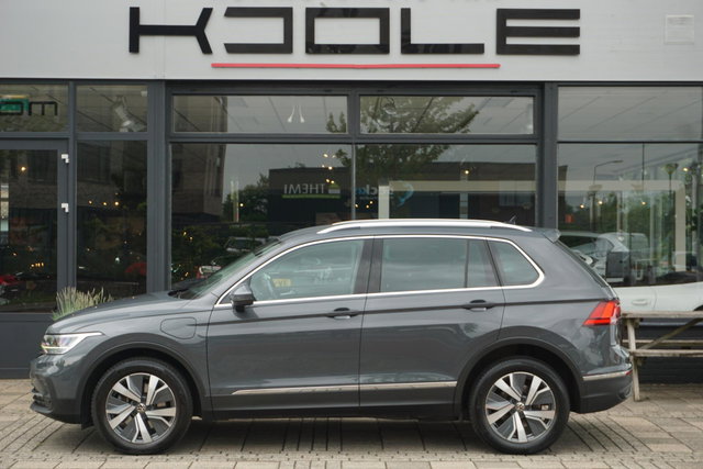 Volkswagen Tiguan - 1.4 TSI eHybrid | Trekhaak | winter pakket | 93% soh