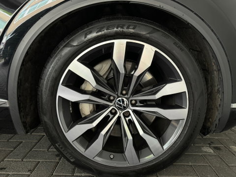 Volkswagen Touareg 3.0 TSi e-Hybrid 4M R Pano|Memory|Trekhaak