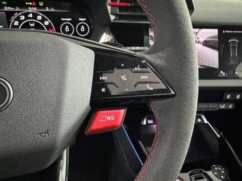 Audi RS3 Sportback 2.5 TFSI quattro Pano|Kuip|HuD|Sonos|VOL