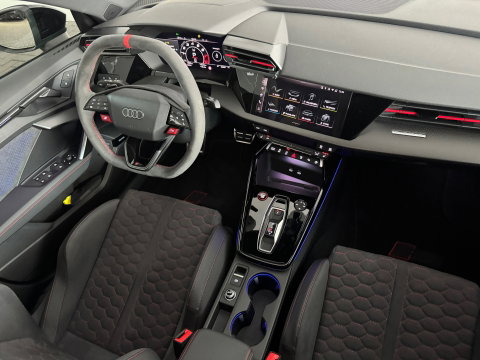Audi RS3 Sportback 2.5 TFSI quattro Pano|Kuip|HuD|Sonos|VOL