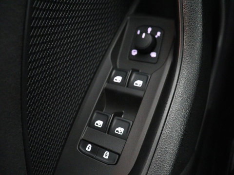 Škoda Octavia 1.4 TSI RS iV PHEV Business | Stoelverwarming | Matrix LED | Carplay | Sportstoelen | Keyless | Virtual Cockpit | Parkeerhulp | Sfeerverlichting | Side Assist | Cruise control | Plug In