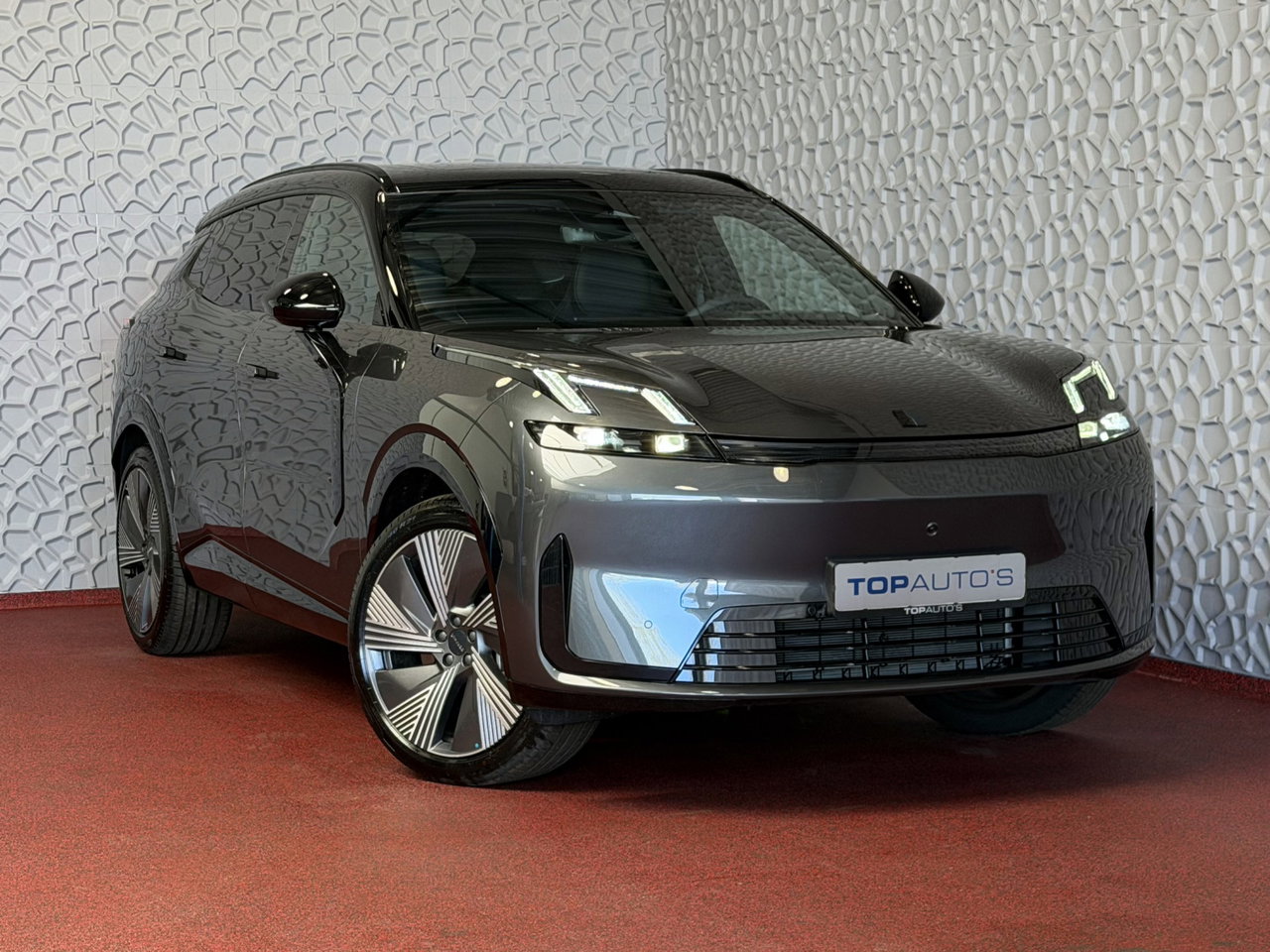Lynk & Co 08