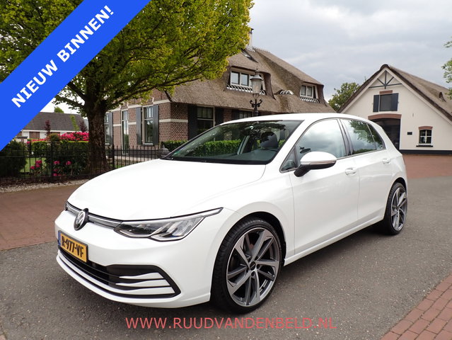 Volkswagen Golf - 1.0 TSI Golf / ACC / CARPLAY / PDC / 19''