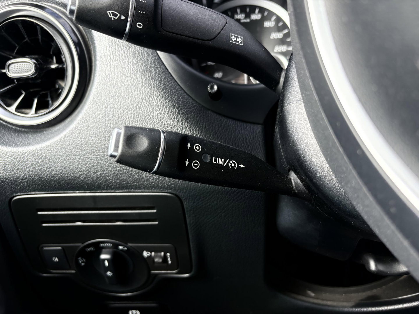 Mercedes-Benz Vito Vito 116 CDI AUT LEDER | LED | MAYBACH STYLE |