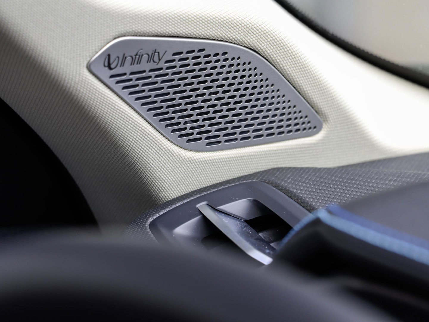 Lynk & Co 01 1.5 PHEV 360 Cam | Adapt. Cruise | Pano | Infinity Audio