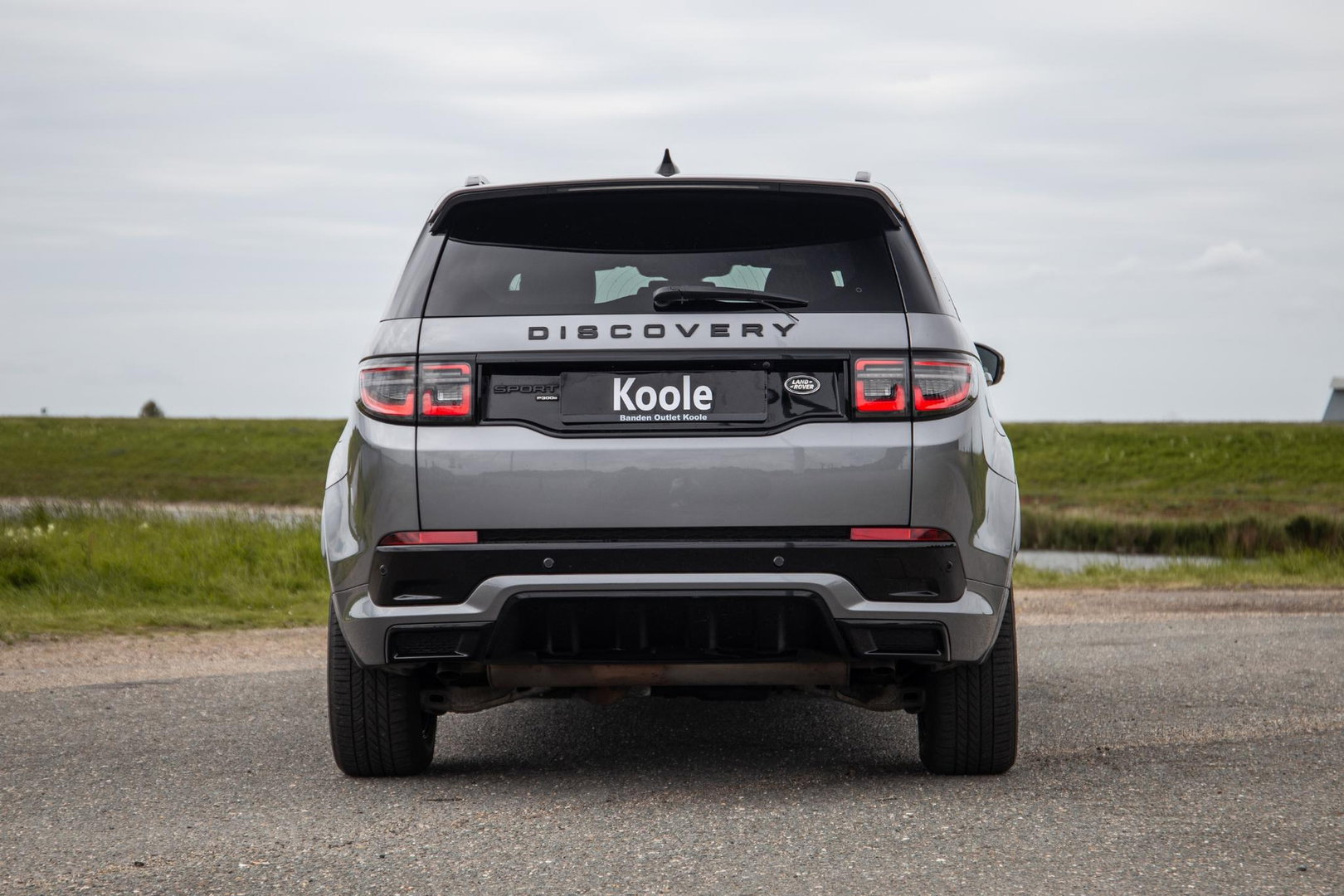 Land Rover Discovery Sport P300e 1.5 R-Dynamic HSE CARPLAY / LEER / DEALER ONDERHOUDEN / CAMERA