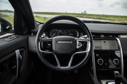 Land Rover Discovery Sport P300e 1.5 R-Dynamic HSE CARPLAY / LEER / DEALER ONDERHOUDEN / CAMERA