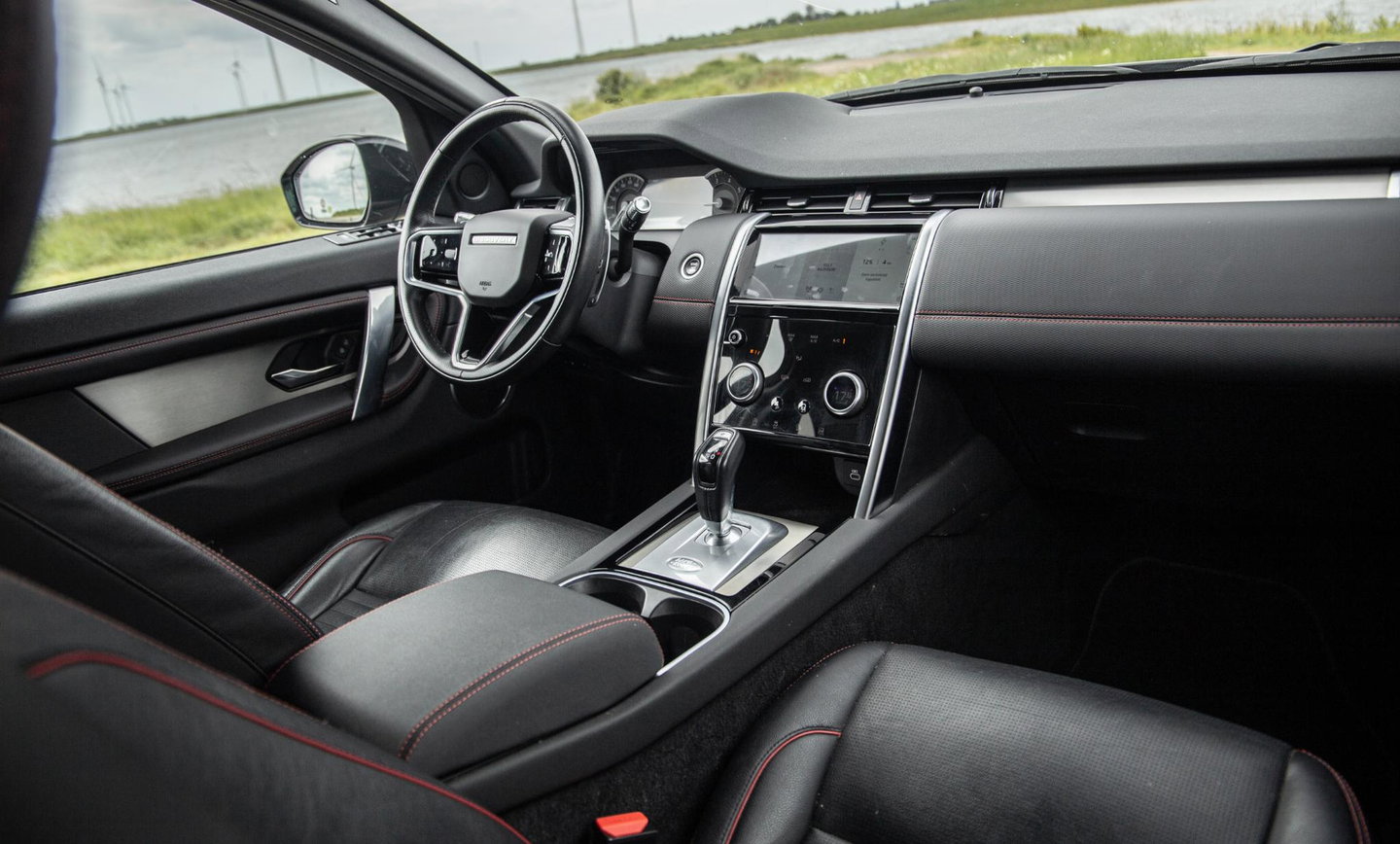 Land Rover Discovery Sport P300e 1.5 R-Dynamic HSE CARPLAY / LEER / DEALER ONDERHOUDEN / CAMERA
