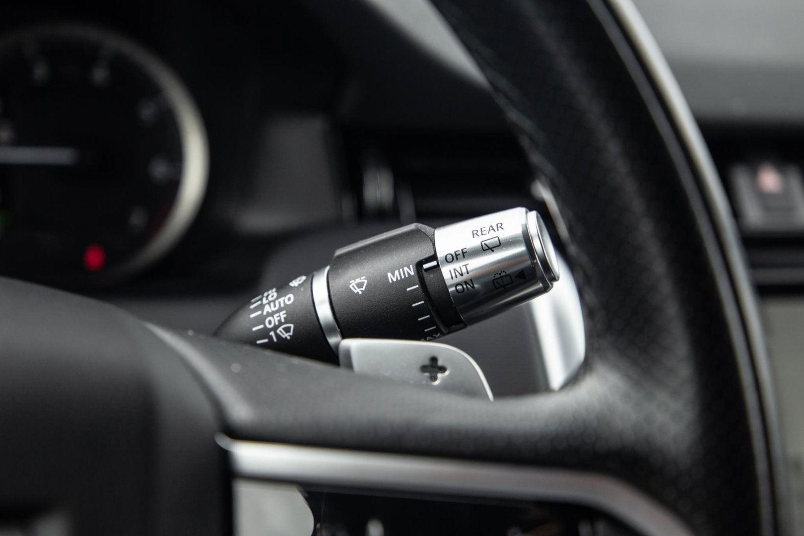 Land Rover Discovery Sport P300e 1.5 R-Dynamic HSE CARPLAY / LEER / DEALER ONDERHOUDEN / CAMERA