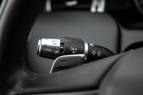 Land Rover Discovery Sport P300e 1.5 R-Dynamic HSE CARPLAY / LEER / DEALER ONDERHOUDEN / CAMERA