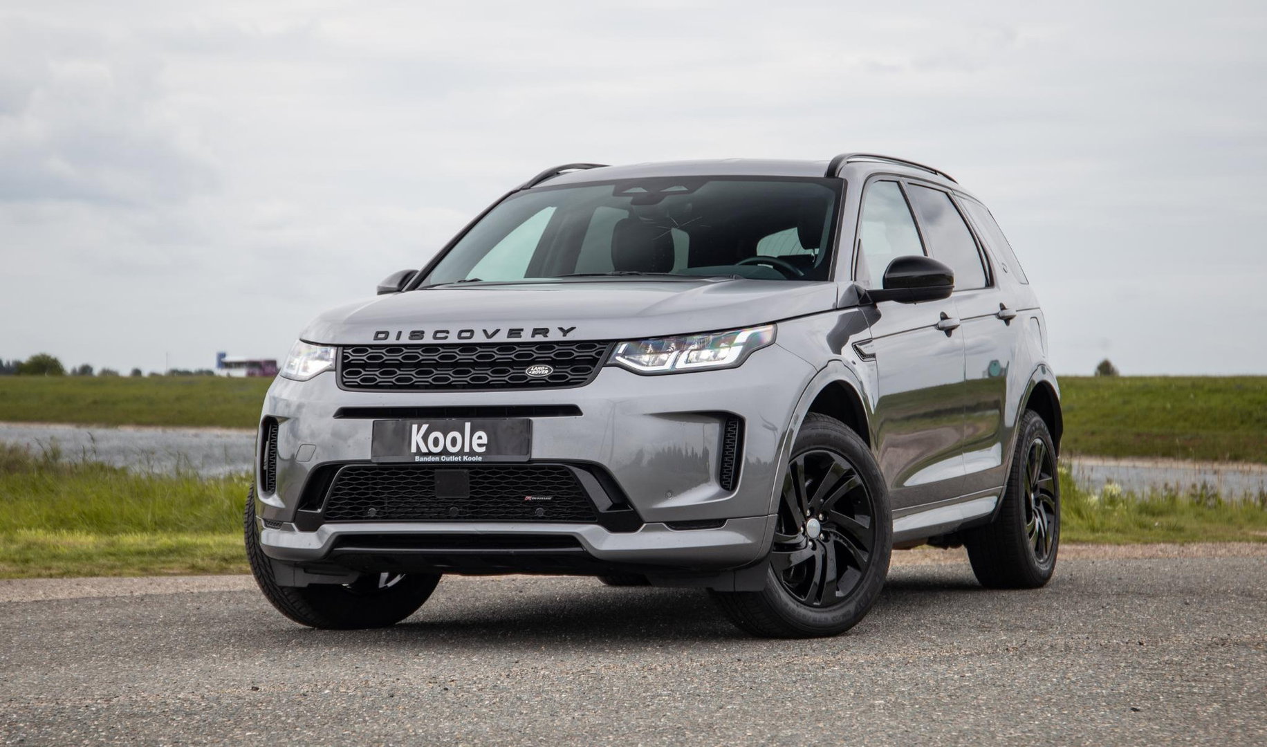 Land Rover Discovery Sport P300e 1.5 R-Dynamic HSE CARPLAY / LEER / DEALER ONDERHOUDEN / CAMERA