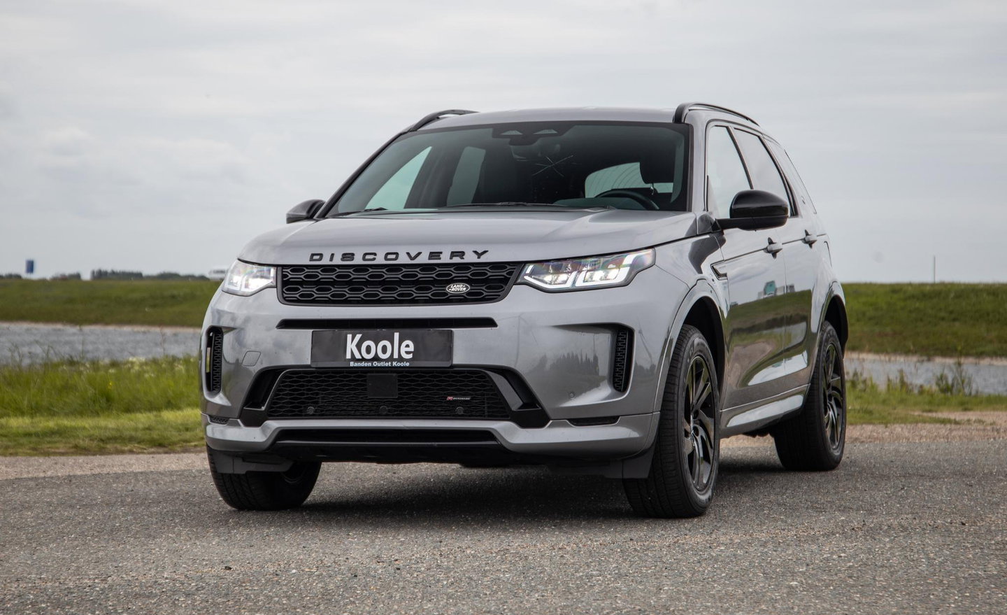 Land Rover Discovery Sport P300e 1.5 R-Dynamic HSE CARPLAY / LEER / DEALER ONDERHOUDEN / CAMERA