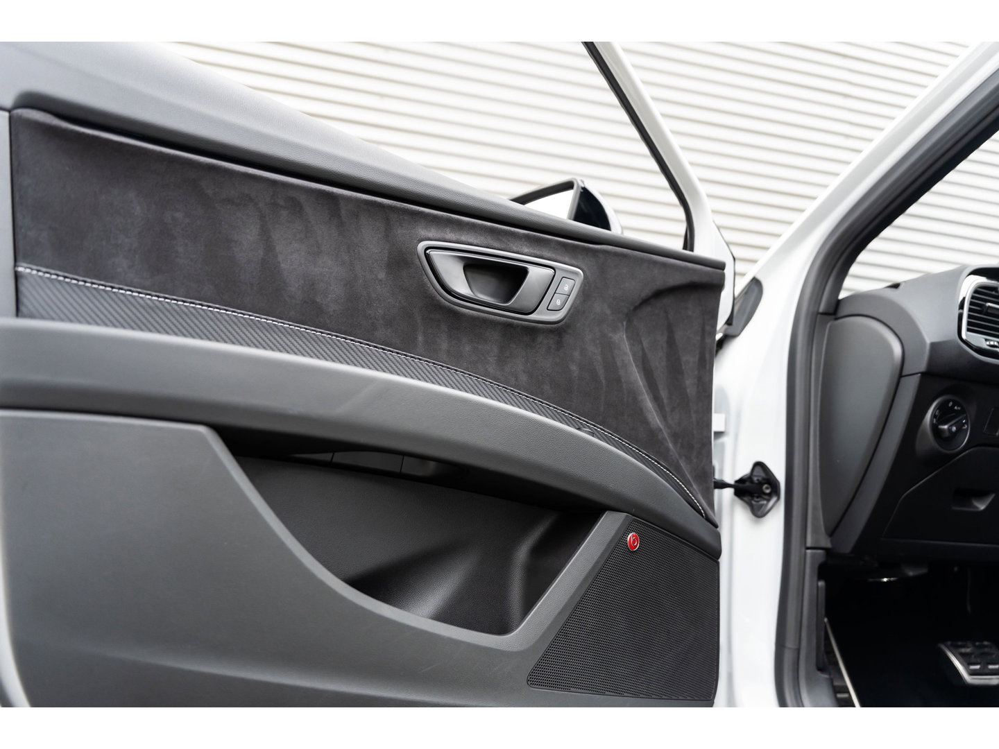 SEAT Leon 2.0 TSI CUPRA PANO BEATS VIRTUAL CAMERA 1 EIGENAAR