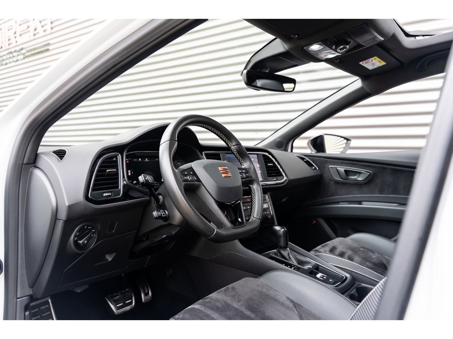 SEAT Leon 2.0 TSI CUPRA PANO BEATS VIRTUAL CAMERA 1 EIGENAAR
