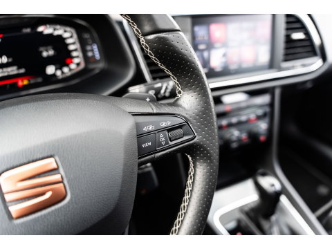 SEAT Leon 2.0 TSI CUPRA PANO BEATS VIRTUAL CAMERA 1 EIGENAAR