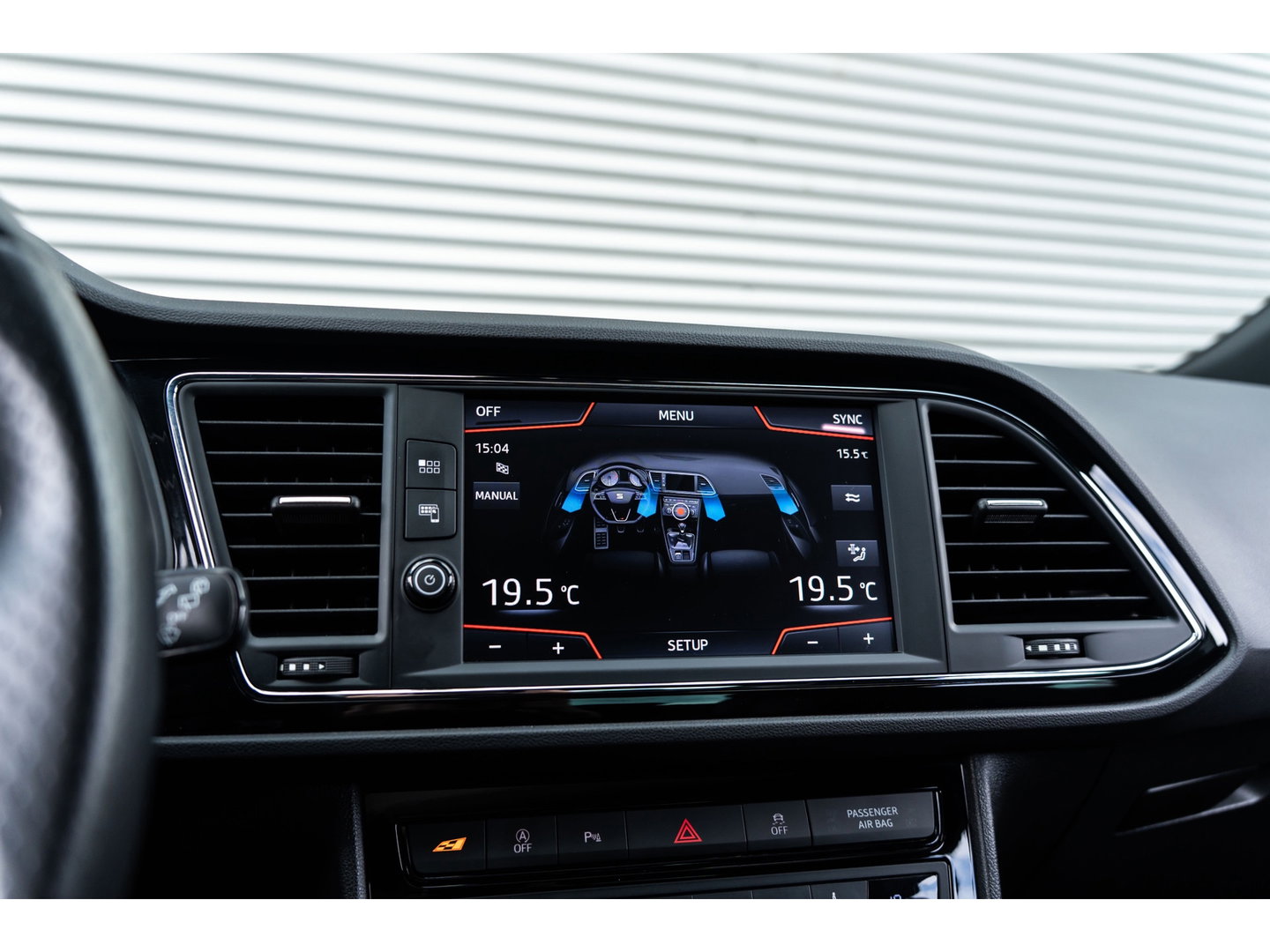 SEAT Leon 2.0 TSI CUPRA PANO BEATS VIRTUAL CAMERA 1 EIGENAAR