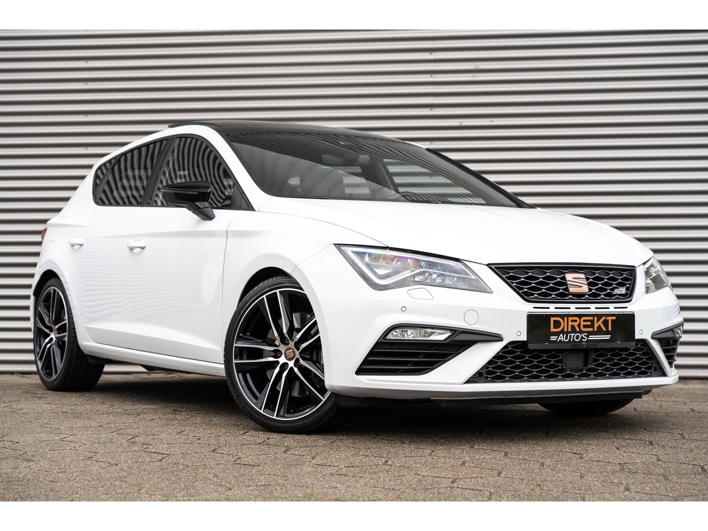 SEAT Leon 2.0 TSI CUPRA PANO BEATS VIRTUAL CAMERA 1 EIGENAAR