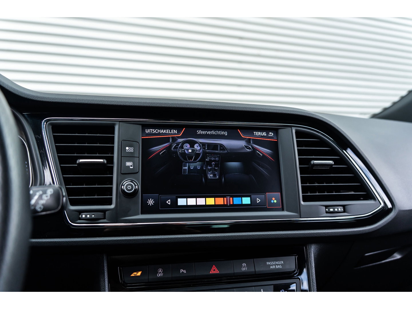 SEAT Leon 2.0 TSI CUPRA PANO BEATS VIRTUAL CAMERA 1 EIGENAAR