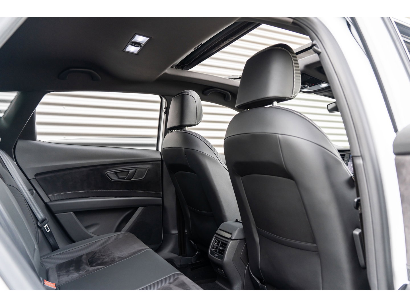 SEAT Leon 2.0 TSI CUPRA PANO BEATS VIRTUAL CAMERA 1 EIGENAAR