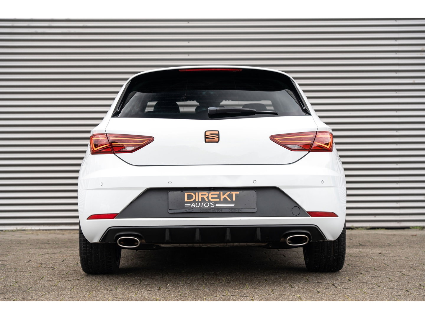 SEAT Leon 2.0 TSI CUPRA PANO BEATS VIRTUAL CAMERA 1 EIGENAAR