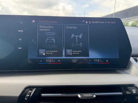 BMW 220i Active Tourer Automaat Led Camera Leder Navigatie