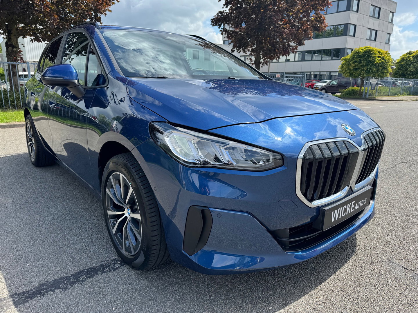 BMW 220i Active Tourer Automaat Led Camera Leder Navigatie