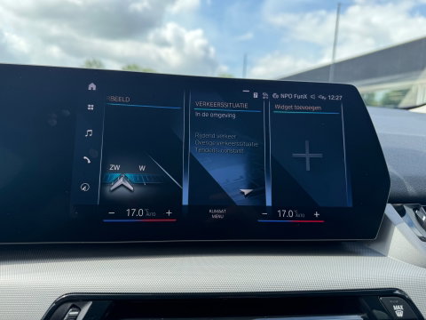 BMW 220i Active Tourer Automaat Led Camera Leder Navigatie