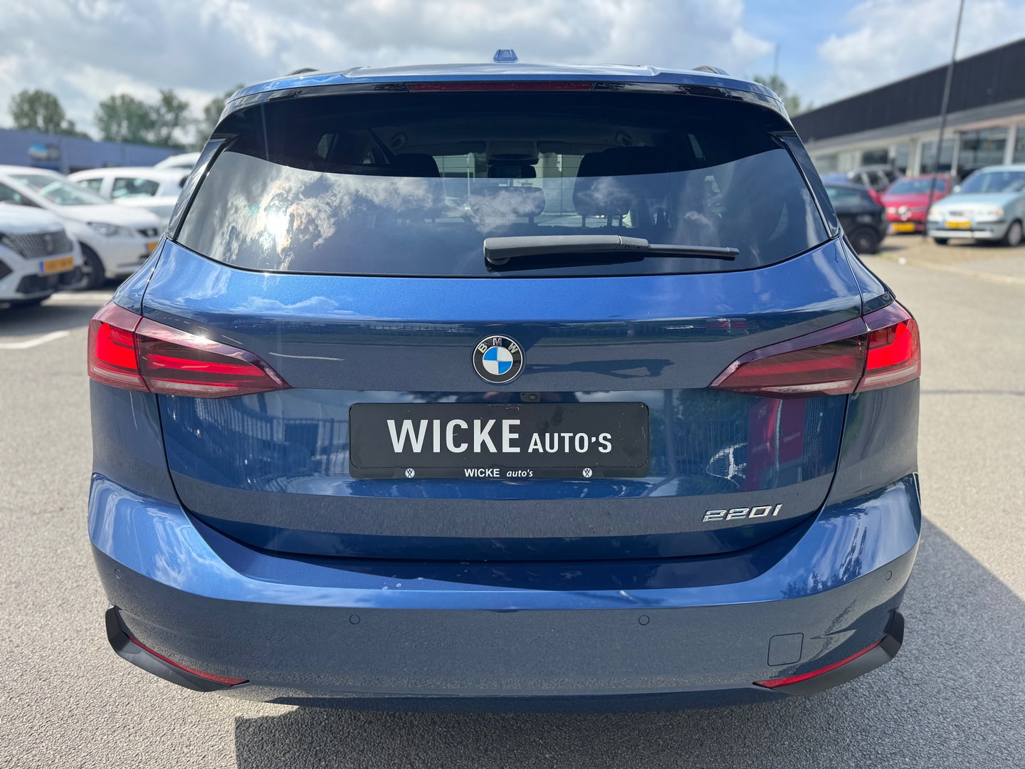 BMW 220i Active Tourer Automaat Led Camera Leder Navigatie