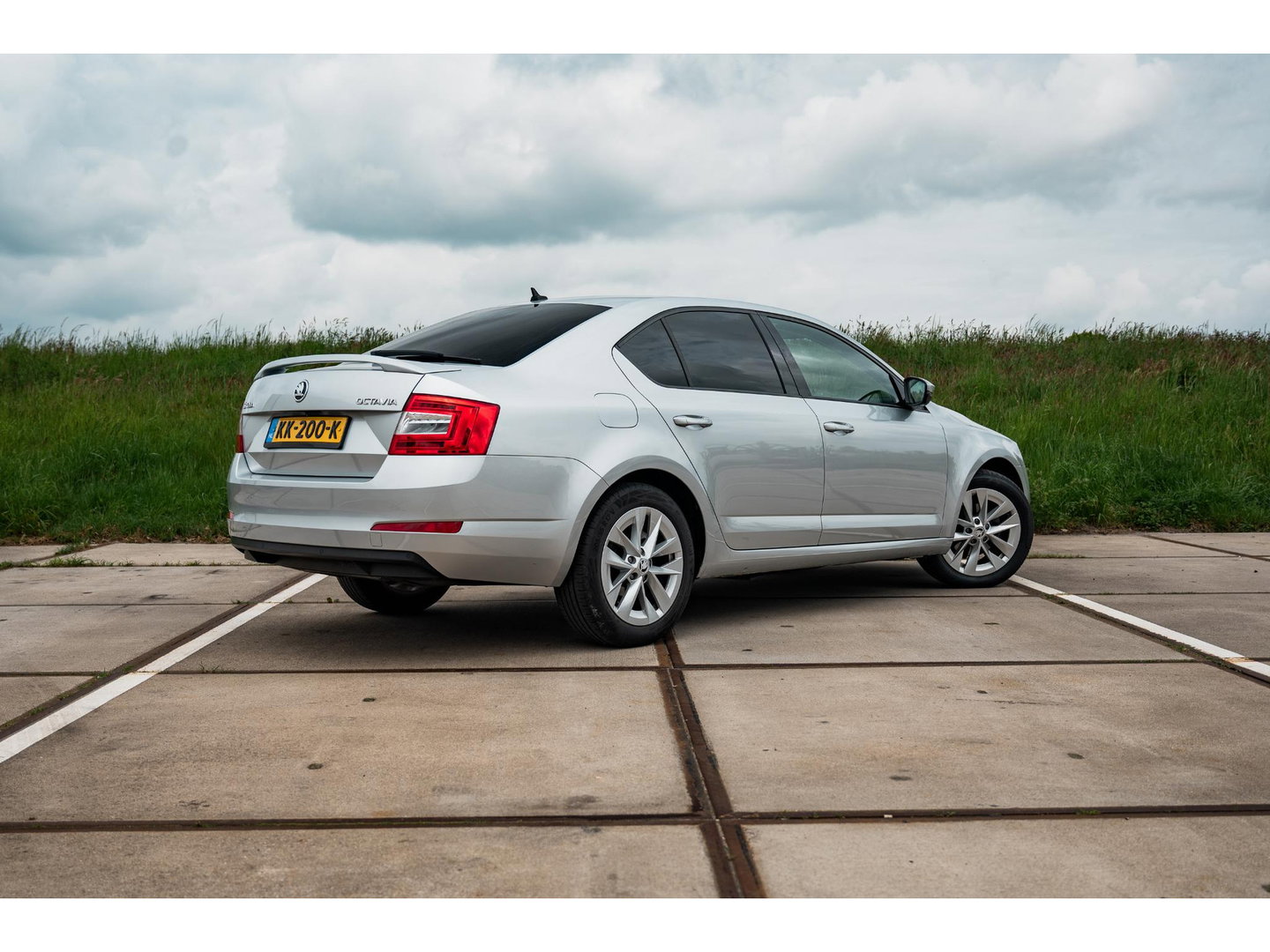 Škoda Octavia 1.0 TSI DSG Greentech Ambition Business | CLIMA | CRUISE | SUNSET