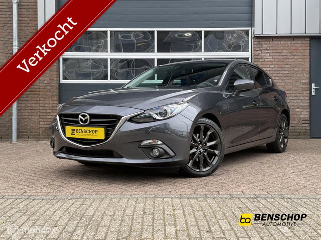 Mazda 3 - 2.0 GT-M Line Alcantara Navi Camera PDC 18 inch Stoelverwarming