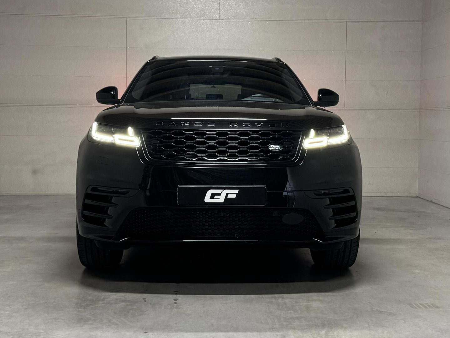 Land Rover Range Rover Velar 2.0 P250 AWD R Dynamic Pano Meridian HUD NAP