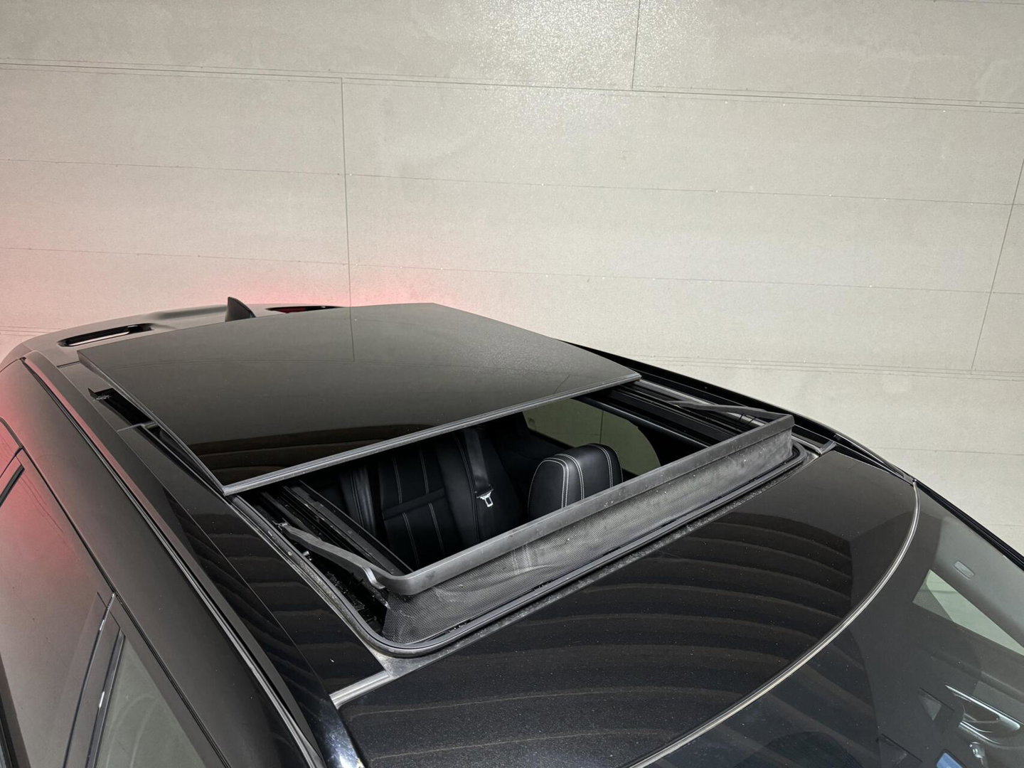 Land Rover Range Rover Velar 2.0 P250 AWD R Dynamic Pano Meridian HUD NAP