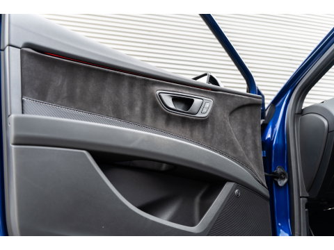 SEAT Leon ST 2.0 TSI CUPRA 300 PERFORMANCE PANO BREMBO BEATS
