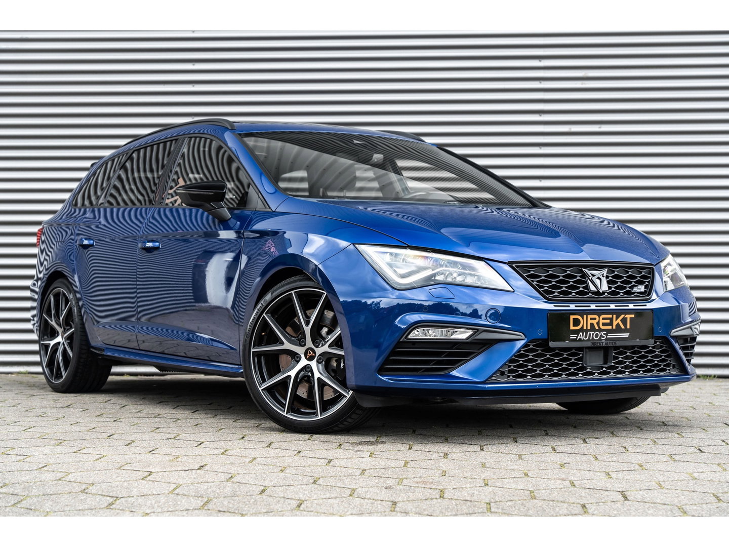 SEAT Leon ST 2.0 TSI CUPRA 300 PERFORMANCE PANO BREMBO BEATS