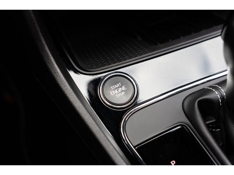 SEAT Leon ST 2.0 TSI CUPRA 300 PERFORMANCE PANO BREMBO BEATS