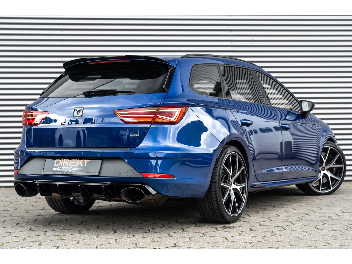 SEAT Leon ST 2.0 TSI CUPRA 300 PERFORMANCE PANO BREMBO BEATS