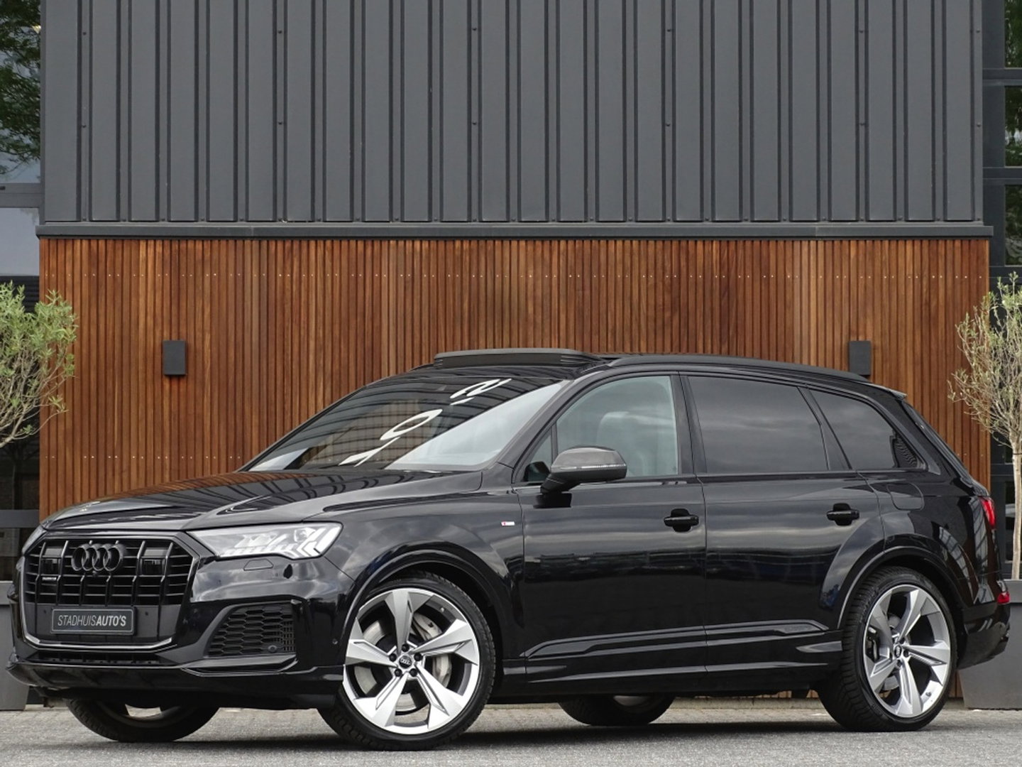 Audi Q7 55 TFSIe 381PK Quattro S-line / B&O / Massage / Softclose / 360°