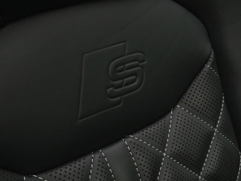 Audi Q7 55 TFSIe 381PK Quattro S-line / B&O / Massage / Softclose / 360°